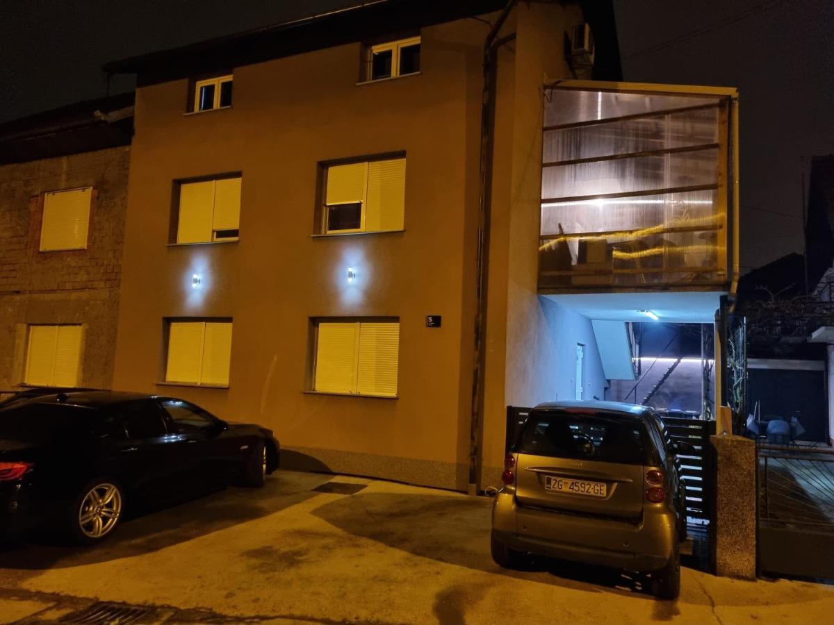 Apartman Migliore Sesvete Exteriér fotografie